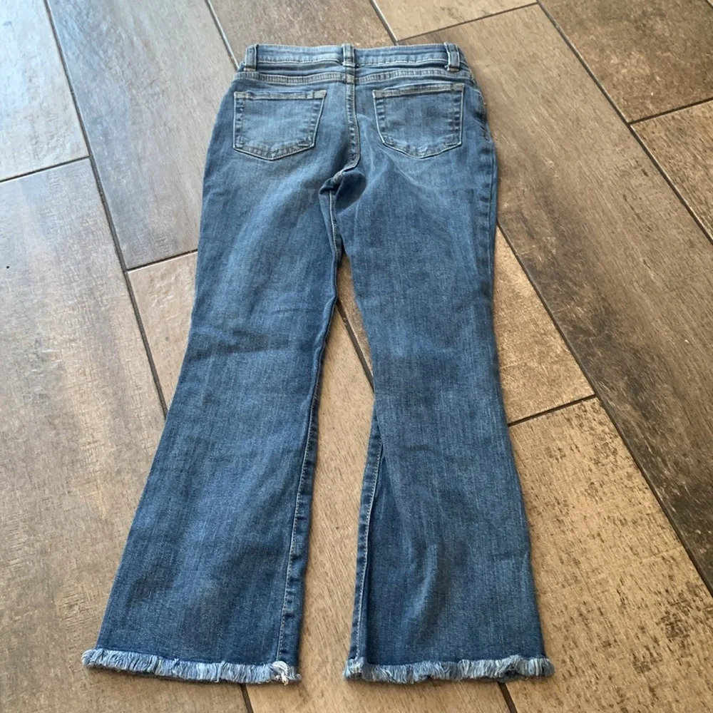 Girl’s Cat & Jack Flare jeans - Picture 3 of 3